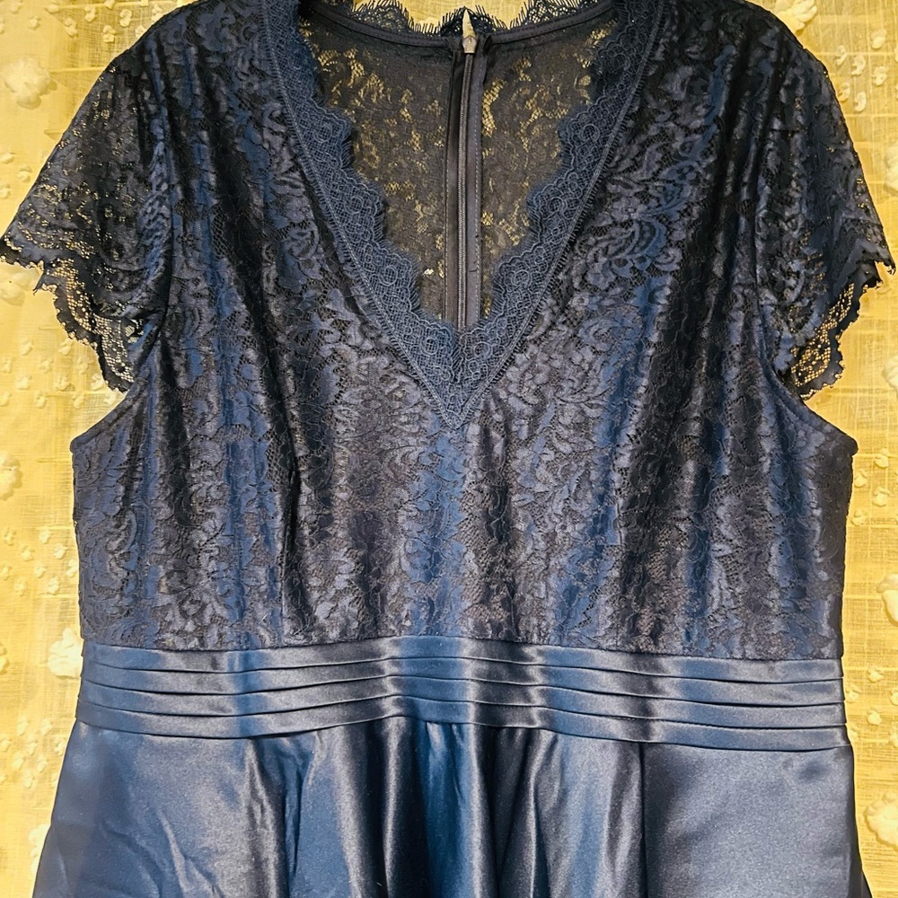 Ever Pretty Navy Lace Midi Dress